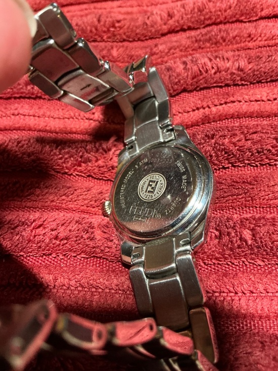Vintage Fendi Silver Women Vintage authentic Fendi women’s silver tone watch